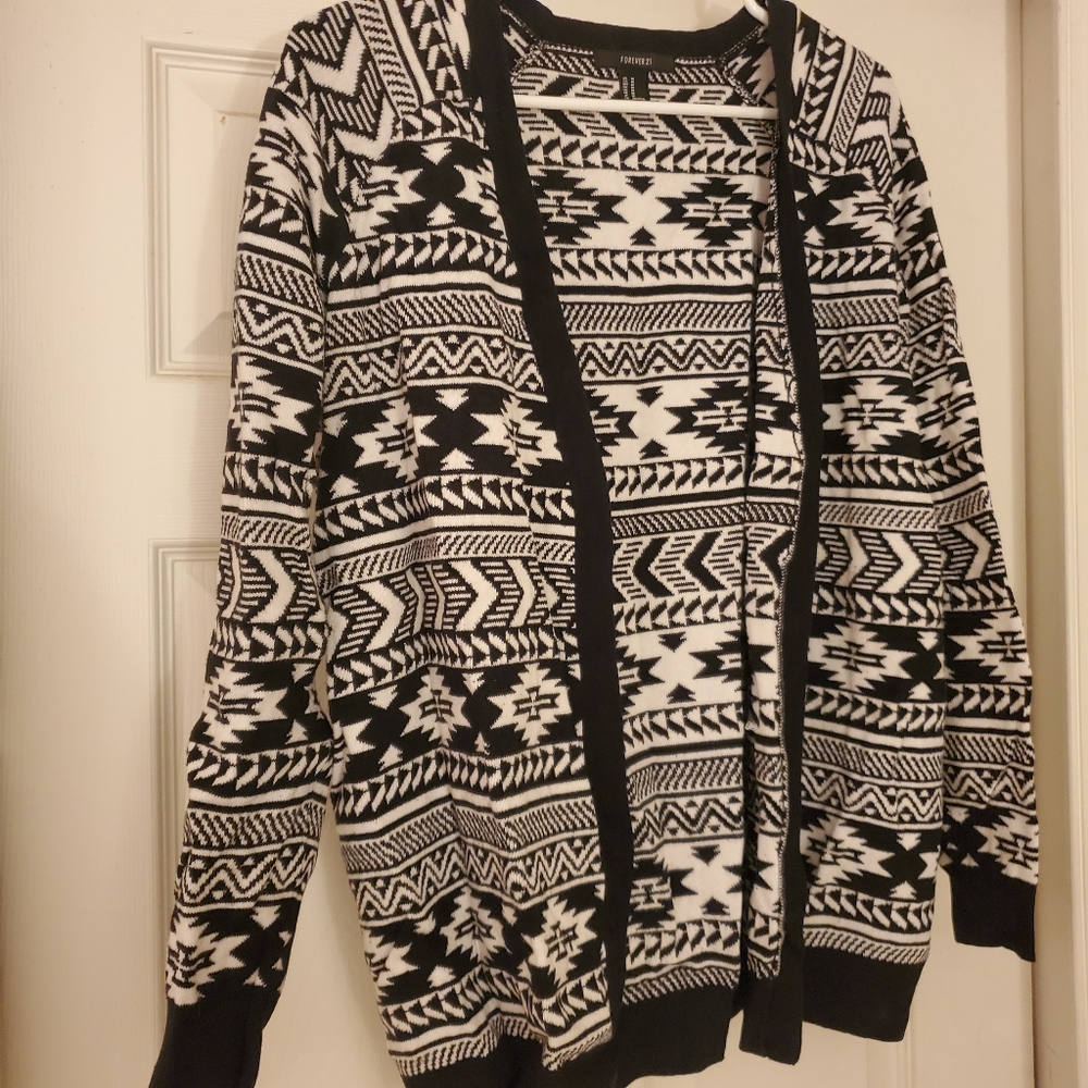 Tribal Pattern Cardigan - Picture 2 of 3